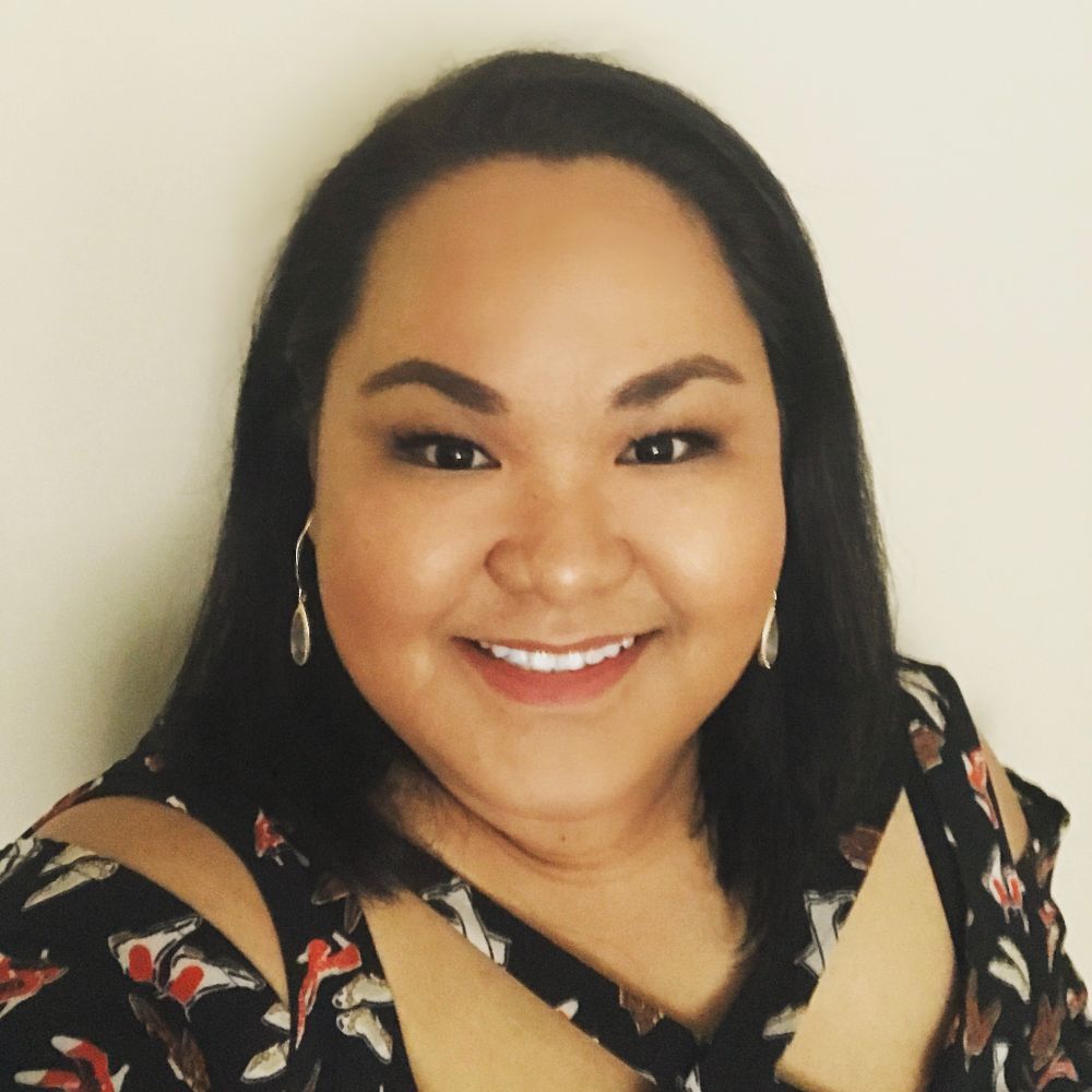Meet your Posher, Lina